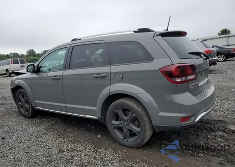 2020 Dodge Journey Crossroad z USA, uszkodzony, nr VIN 3C4PDCGB7LT264044